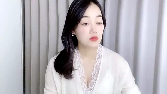 Snapshot of cloud8822 chatting on 11/05/25, 05:29 cloud8822 online show from 11/05/25, 05:29