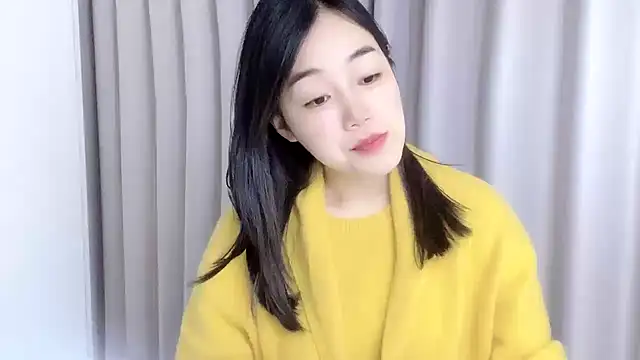 Snapshot of cloud8822 chatting on 11/19/25, 03:06 cloud8822 online show from 11/19/25, 03:06