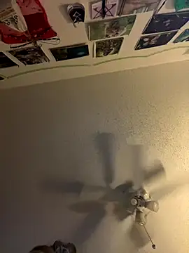 Lalalynn online show from 10/28/25, 02:31