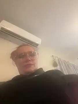 Lalalynn online show from 02/03/26, 06:13