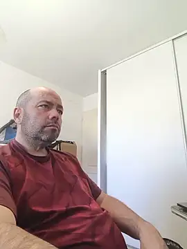 Snapshot of veryverybigdick45 chatting on 05/22/26, 10:32 veryverybigdick45 online show from 05/22/26, 10:32