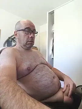 Snapshot of veryverybigdick45 chatting on 06/14/26, 09:44 veryverybigdick45 online show from 06/14/26, 09:44