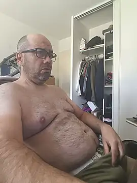 Snapshot of veryverybigdick45 chatting on 06/17/26, 10:39 veryverybigdick45 online show from 06/17/26, 10:39