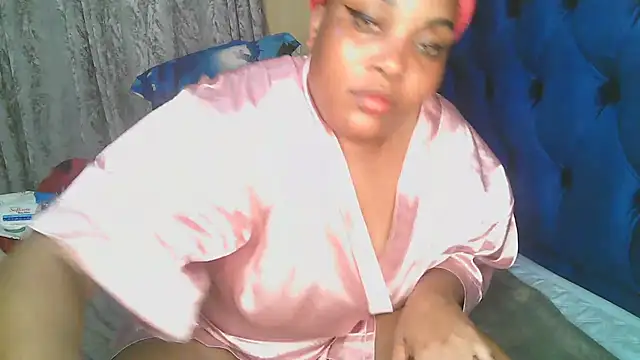 Queenshaz01 online show from 03/21/26, 12:04