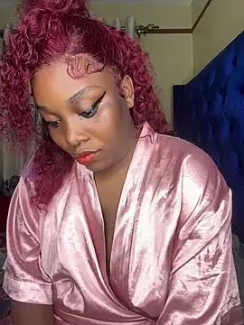 Queenshaz01 online show from 06/05/26, 10:37