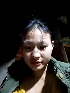 Snapshot of trieungoclnt chatting on 01/06/25, 04:23 trieungoclnt online show from 01/06/25, 04:23