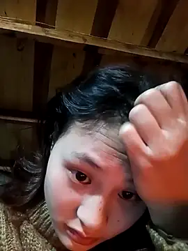 Snapshot of trieungoclnt chatting on 02/16/25, 09:15 trieungoclnt online show from 02/16/25, 09:15