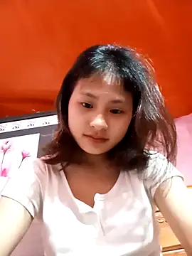 Snapshot of trieungoclnt chatting on 03/03/25, 03:09 trieungoclnt online show from 03/03/25, 03:09