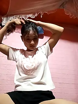 Snapshot of trieungoclnt chatting on 09/09/25, 08:03 trieungoclnt online show from 09/09/25, 08:03