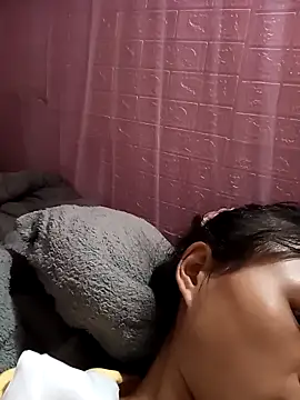 Snapshot of trieungoclnt chatting on 10/07/25, 05:59 trieungoclnt online show from 10/07/25, 05:59