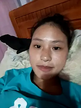 Snapshot of trieungoclnt chatting on 10/14/25, 03:35 trieungoclnt online show from 10/14/25, 03:35