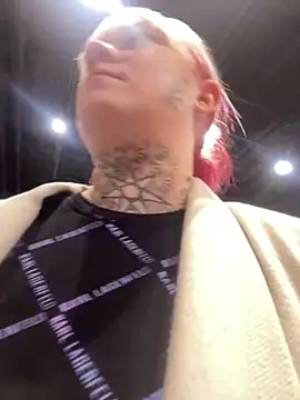 poussichienne online show from 12/20/24, 02:16