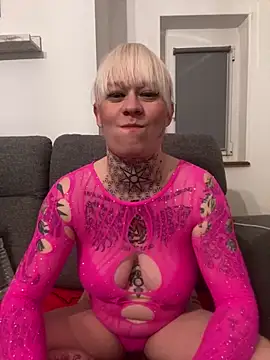 poussichienne online show from 01/07/25, 08:31