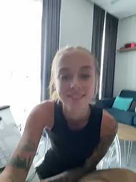 Snapshot of enjoy_my_beauty chatting on 02/27/25, 08:28 enjoy my beauty online show from 02/27/25, 08:28