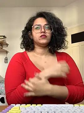 Curvydesifromgermany online show from 03/20/25, 02:42