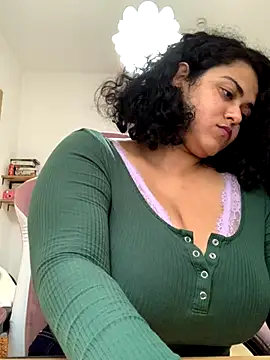 Curvydesifromgermany online show from 10/16/25, 01:01