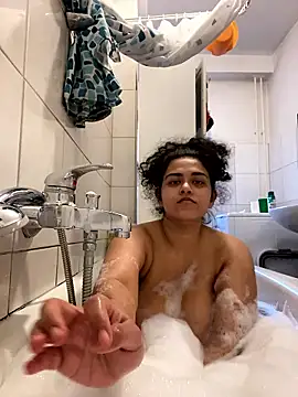 Curvydesifromgermany online show from 01/15/26, 02:54