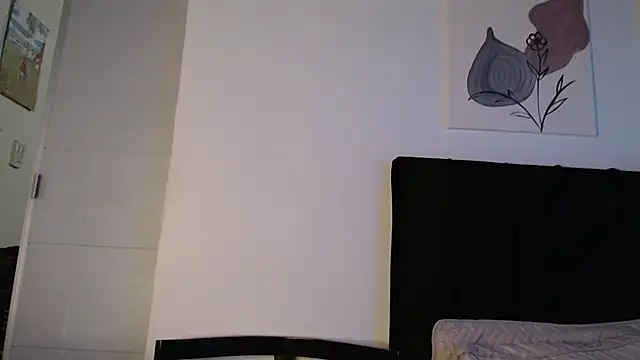 Snapshot of Alezapark chatting on 02/08/25, 06:33 Alezapark online show from 02/08/25, 06:33