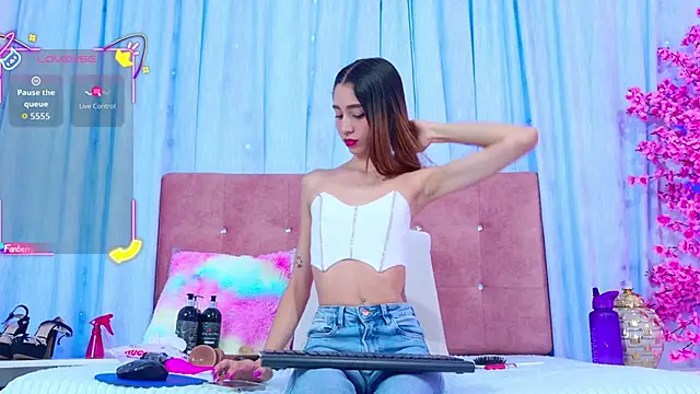 AuraRoss online show from 01/05/26, 07:39