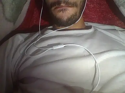 Snapshot of nastyfungames chatting on 03/31/26, 02:57 nastyfungames online show from 03/31/26, 02:57