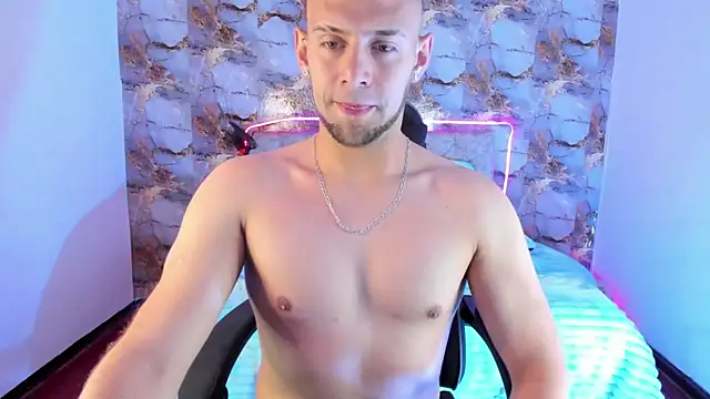 Snapshot of Damon_Bakert chatting on 04/06/26, 02:51 Damon Bakert online show from 04/06/26, 02:51