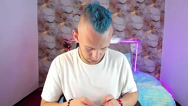 Snapshot of Damon_Bakert chatting on 04/10/26, 04:12 Damon Bakert online show from 04/10/26, 04:12