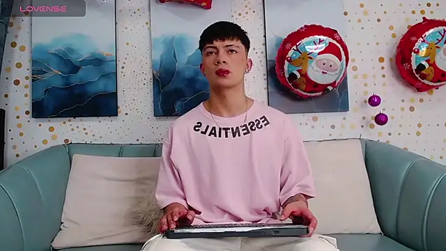 Steev Novoa online show from 12/28/24, 05:12