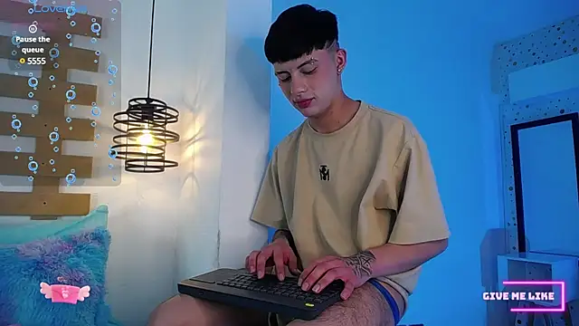 Steev Novoa online show from 02/22/25, 07:45