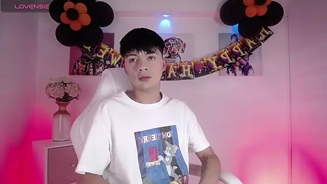 Steev Novoa online show from 10/18/25, 08:31