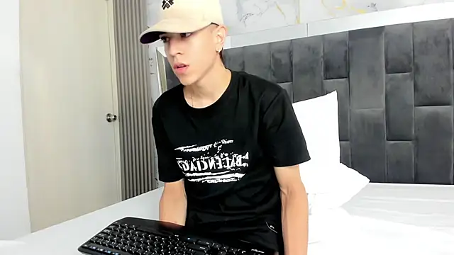 Dei v 48 online show from 02/15/25, 07:28