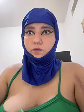 hannahayat online show from 05/18/26, 03:40