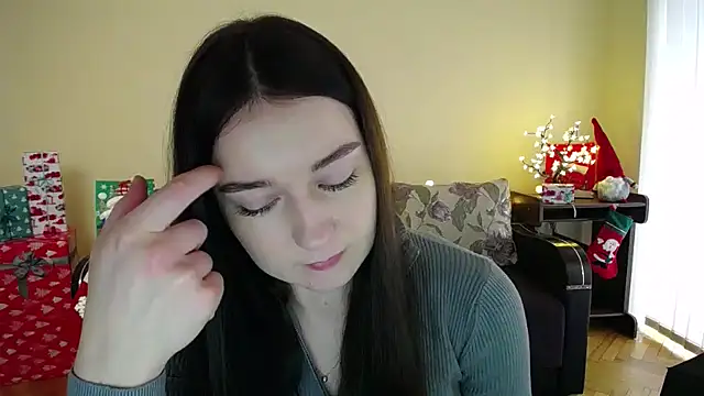 Pretty shy online show from 01/03/25, 09:04