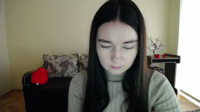 Pretty shy online show from 11/07/25, 09:31