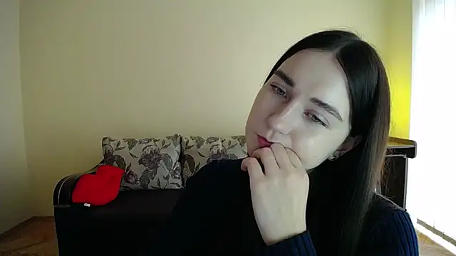 Pretty shy online show from 12/01/25, 09:25