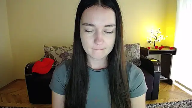 Pretty shy online show from 07/11/26, 09:23