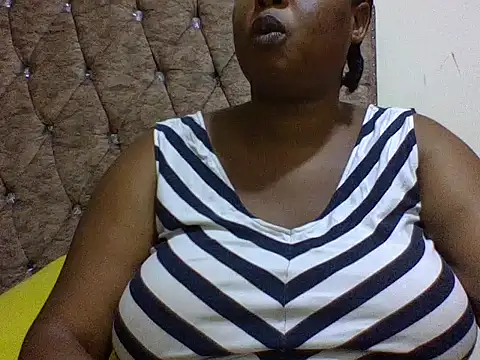 Snapshot of zoey10 chatting on 03/24/26, 07:19 zoey10 online show from 03/24/26, 07:19