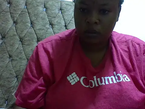 Snapshot of zoey10 chatting on 04/14/26, 02:39 zoey10 online show from 04/14/26, 02:39