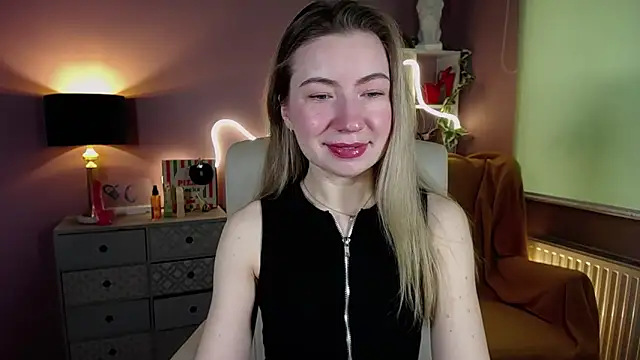 Mia Tasty online show from 03/22/25, 07:47