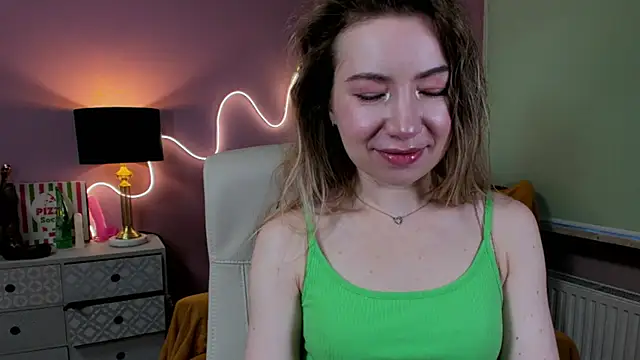 Mia Tasty online show from 11/19/25, 07:30