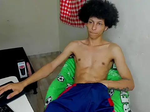 Snapshot of cardrey05 chatting on 09/25/25, 09:07 cardrey05 online show from 09/25/25, 09:07