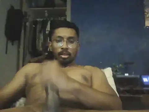 Snapshot of chennaibull101 chatting on 01/13/25, 06:05 chennaibull101 online show from 01/13/25, 06:05