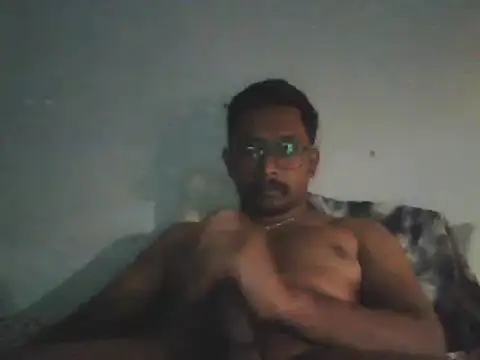 Snapshot of chennaibull101 chatting on 10/02/25, 02:02 chennaibull101 online show from 10/02/25, 02:02