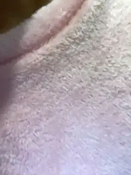 Snapshot of AnaWest chatting on 01/11/25, 04:27 AnaWest online show from 01/11/25, 04:27