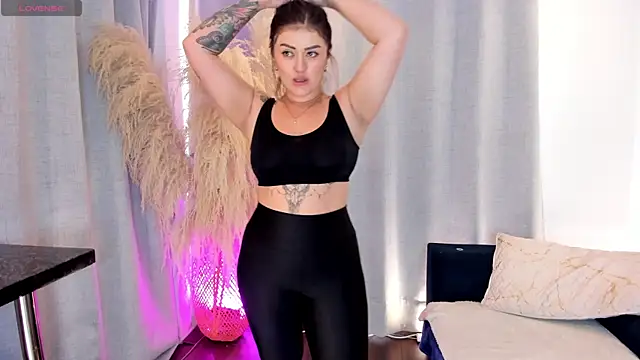 Sofiawilson  online show from 02/28/25, 03:37