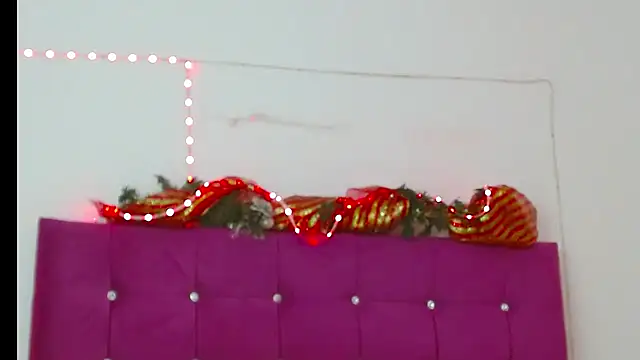 chantalsemenova1 online show from 12/20/24, 07:50