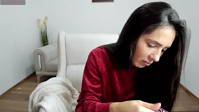 Emmapmg online show from 01/01/25, 06:58