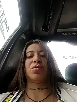 Alona Evans online show from 02/05/25, 01:00