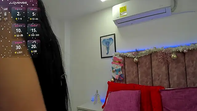 Snapshot of KathyShine chatting on 12/14/24, 09:29 KathyShine online show from 12/14/24, 09:29