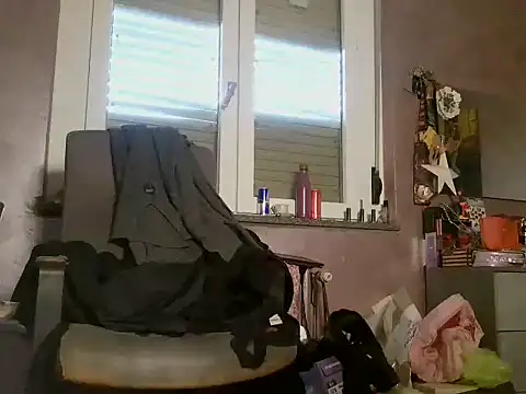 LadyVenere online show from 04/24/26, 05:21