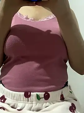 farah-36 online show from 10/18/25, 12:02